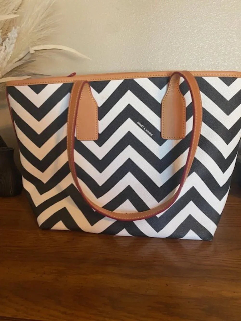 Dooney & Bourke purse